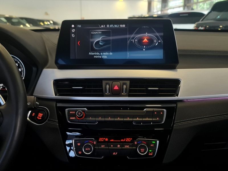 BMW X1 2.0 16V TURBO ACTIVEFLEX SDRIVE20I X-LINE PLUS 4P AUTOMÁTICO 2022/2022 CARRO DEZ NOVO HAMBURGO / Carros no Vale
