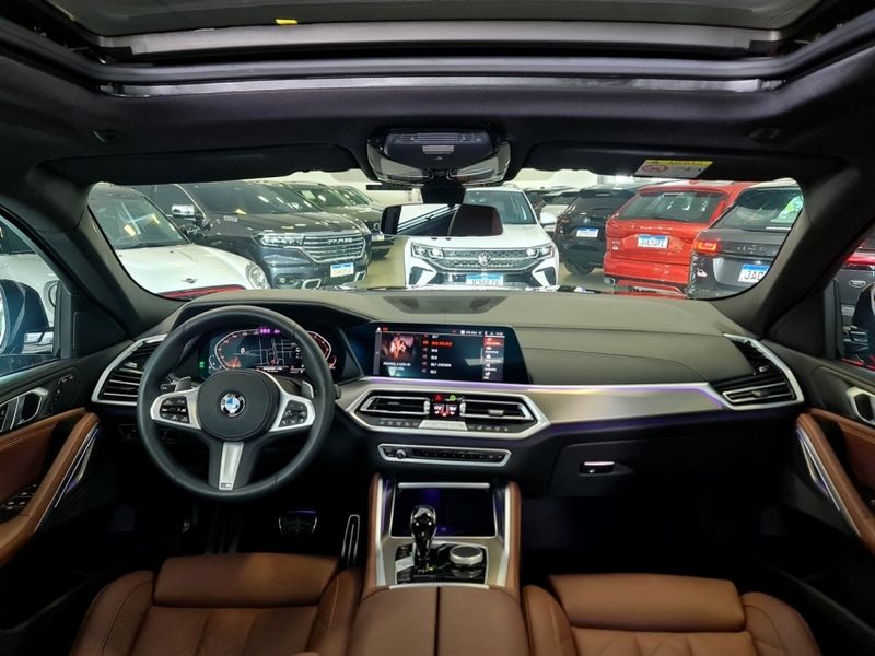 BMW X6 3.0 TWINPOWER GASOLINA XDRIVE40I M SPORT AUTOMÁTICO 2023/2023 CARRO DEZ NOVO HAMBURGO / Carros no Vale