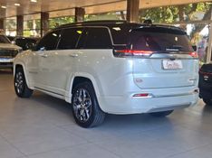 JEEP COMMANDER 1.3 T270 TURBO FLEX OVERLAND AT6 2022/2023 CARRO DEZ NOVO HAMBURGO / Carros no Vale