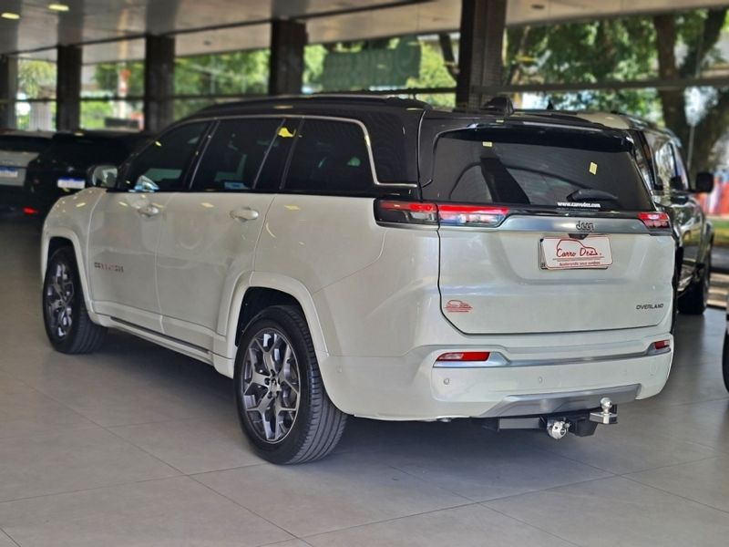 JEEP COMMANDER 1.3 T270 TURBO FLEX OVERLAND AT6 2023/2023 CARRO DEZ NOVO HAMBURGO / Carros no Vale