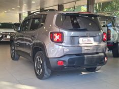 JEEP RENEGADE 1.8 16V FLEX 4P AUTOMÁTICO 2020/2021 CARRO DEZ NOVO HAMBURGO / Carros no Vale