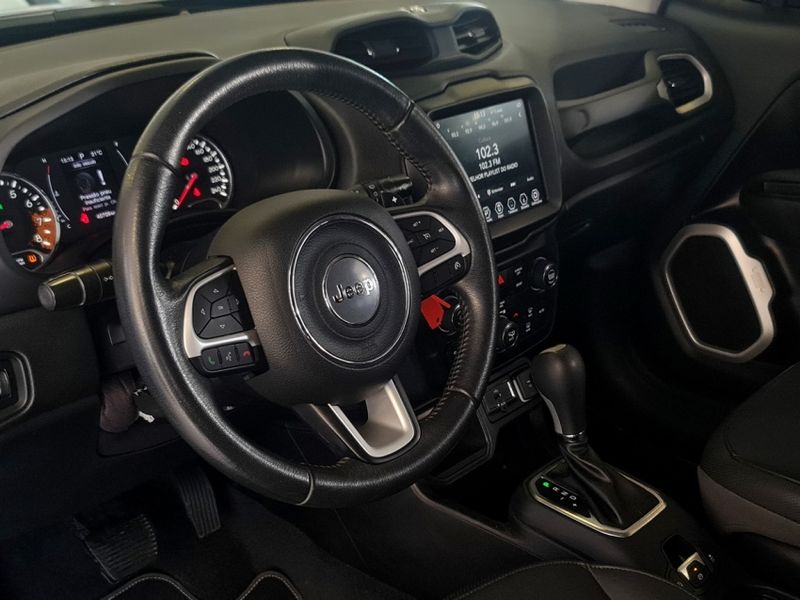 JEEP RENEGADE 1.8 16V FLEX LONGITUDE 4P AUTOMÁTICO 2019/2020 CARRO DEZ NOVO HAMBURGO / Carros no Vale