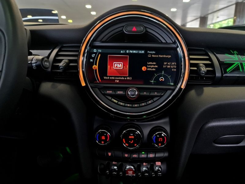 Mini COOPER 2.0 16V TWINPOWER GASOLINA S 4P STEPTRONIC 2018/2019 CARRO DEZ NOVO HAMBURGO / Carros no Vale