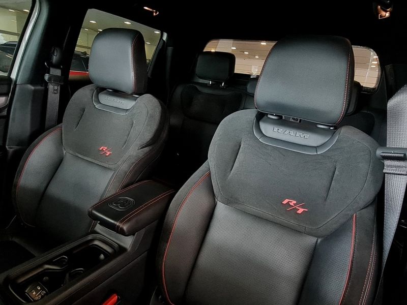Ram RAMPAGE 2.0 HURRICANE 4 TURBO GASOLINA R/T 4X4 AUTOMÁTICO 2024/2024 CARRO DEZ NOVO HAMBURGO / Carros no Vale