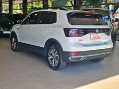 Volkswagen T-CROSS 1.0 200 TSI TOTAL FLEX COMFORTLINE AUTOMÁTICO 2019/2020 CARRO DEZ NOVO HAMBURGO / Carros no Vale