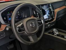Volvo XC60 2.0 T8 HYBRID INSCRIPTION AWD GEARTRONIC 2021/2022 CARRO DEZ NOVO HAMBURGO / Carros no Vale