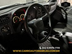 Chevrolet BLAZER 2.8 4X4 8V TURBO INTERCOOLER DIESEL 4P MANUAL 2005/2005 CARRO AUTOMARCAS CAXIAS DO SUL / Carros no Vale