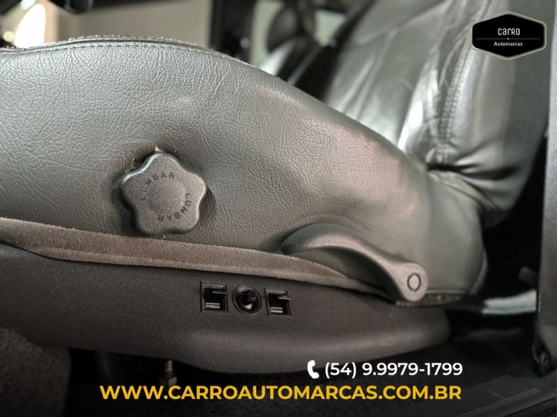 Chevrolet BLAZER 2.8 4X4 8V TURBO INTERCOOLER DIESEL 4P MANUAL 2005/2005 CARRO AUTOMARCAS CAXIAS DO SUL / Carros no Vale