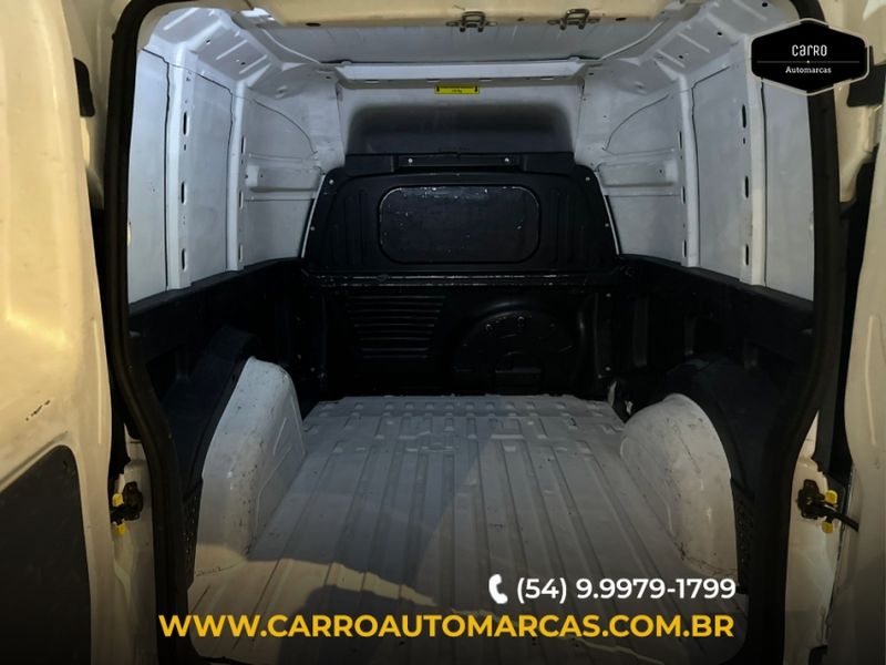 Fiat FIORINO 1.4 MPI FURGÃO 8V FLEX 2P MANUAL 2015/2015 CARRO AUTOMARCAS CAXIAS DO SUL / Carros no Vale