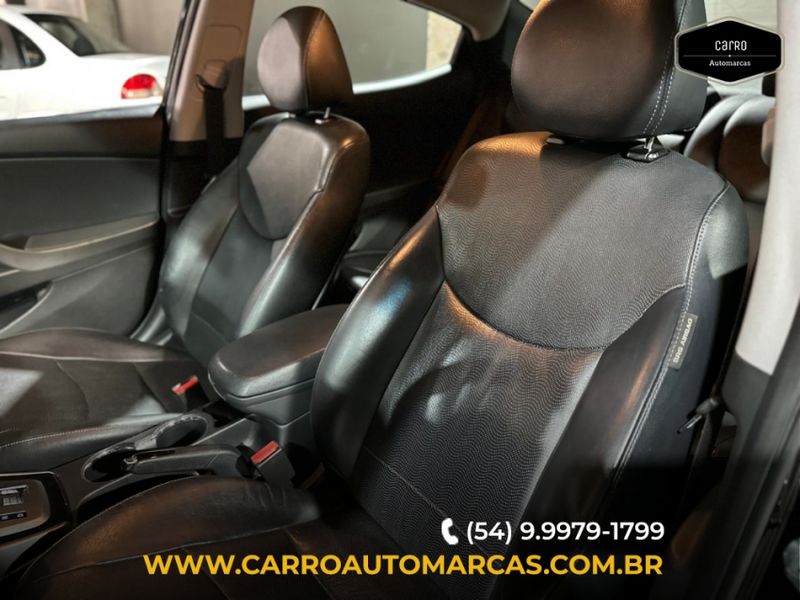 Hyundai ELANTRA 1.8 GLS 16V GASOLINA 4P AUTOMÁTICO 2012/2013 CARRO AUTOMARCAS CAXIAS DO SUL / Carros no Vale