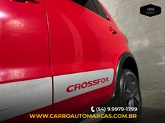 Volkswagen CROSSFOX 1.6 MI FLEX 8V 4P MANUAL 2010/2010 CARRO AUTOMARCAS CAXIAS DO SUL / Carros no Vale