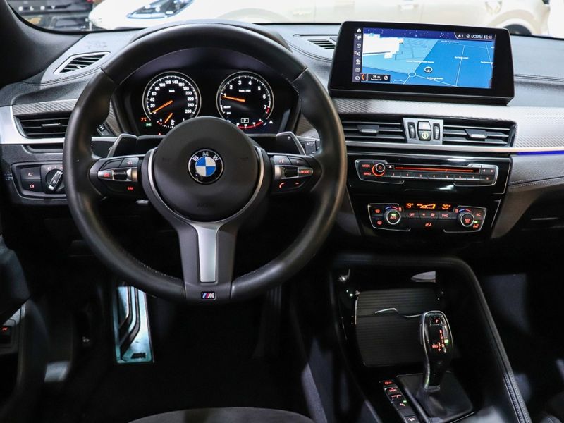 BMW X2 2.0 TWINPOWER GASOLINA M35I XDRIVE STEPTRONIC 2020/2020 VIA BELLA VEÍCULOS ESPECIAIS CAXIAS DO SUL / Carros no Vale
