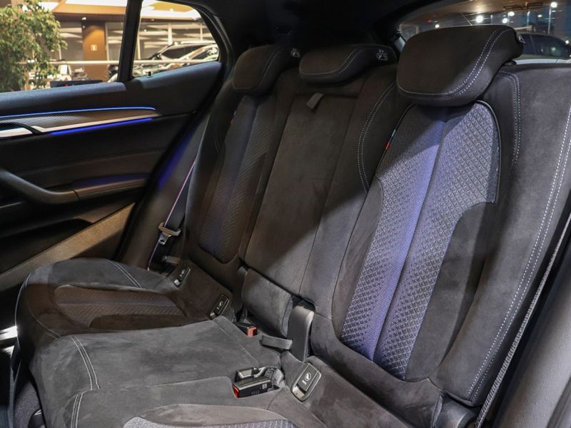 BMW X2 2.0 TWINPOWER GASOLINA M35I XDRIVE STEPTRONIC 2020/2020 VIA BELLA VEÍCULOS ESPECIAIS CAXIAS DO SUL / Carros no Vale
