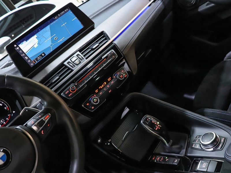 BMW X2 2.0 TWINPOWER GASOLINA M35I XDRIVE STEPTRONIC 2020/2020 VIA BELLA VEÍCULOS ESPECIAIS CAXIAS DO SUL / Carros no Vale