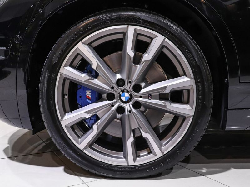 BMW X2 2.0 TWINPOWER GASOLINA M35I XDRIVE STEPTRONIC 2020/2020 VIA BELLA VEÍCULOS ESPECIAIS CAXIAS DO SUL / Carros no Vale
