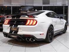 Ford MUSTANG 5.2 V8 SUPERCHARGER GASOLINA SHELBY GT 500 DCT 2021/2021 VIA BELLA VEÍCULOS ESPECIAIS CAXIAS DO SUL / Carros no Vale