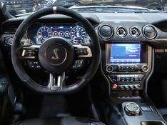 Ford MUSTANG 5.2 V8 SUPERCHARGER GASOLINA SHELBY GT 500 DCT 2021/2021 VIA BELLA VEÍCULOS ESPECIAIS CAXIAS DO SUL / Carros no Vale