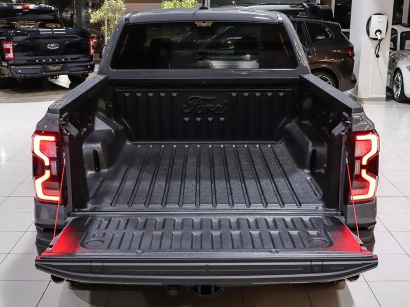 Ford RANGER 3.0 V6 TURBO GASOLINA RAPTOR 4X4 AUTOMÁTICO 2024/2024 VIA BELLA VEÍCULOS ESPECIAIS CAXIAS DO SUL / Carros no Vale