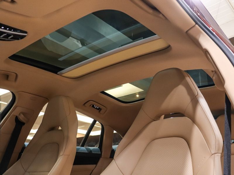 Porsche PANAMERA 2.9 V6 E-HYBRID 4S PDK 2022/2023 VIA BELLA VEÍCULOS ESPECIAIS CAXIAS DO SUL / Carros no Vale