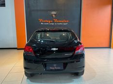 Chevrolet ONIX 1.4 MPFI LTZ 8V FLEX 4P MANUAL 2013/2014 VINTAGE VEÍCULOS CAXIAS DO SUL / Carros no Vale