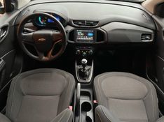 Chevrolet ONIX 1.4 MPFI LTZ 8V FLEX 4P MANUAL 2013/2014 VINTAGE VEÍCULOS CAXIAS DO SUL / Carros no Vale