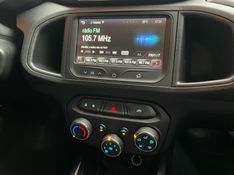 Chevrolet ONIX 1.4 MPFI LTZ 8V FLEX 4P MANUAL 2013/2014 VINTAGE VEÍCULOS CAXIAS DO SUL / Carros no Vale