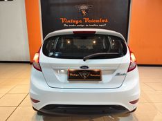 Ford FIESTA 1.6 TI-VCT FLEX SE MANUAL 2019/2019 VINTAGE VEÍCULOS CAXIAS DO SUL / Carros no Vale