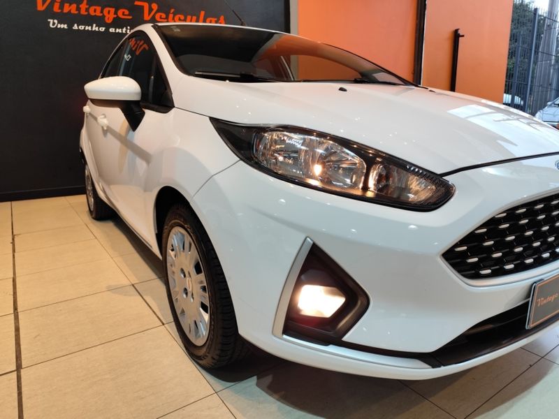 Ford FIESTA 1.6 TI-VCT FLEX SE MANUAL 2019/2019 VINTAGE VEÍCULOS CAXIAS DO SUL / Carros no Vale