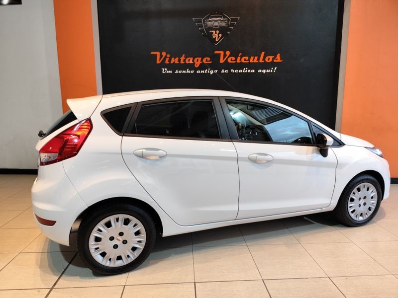 Ford FIESTA 1.6 TI-VCT FLEX SE MANUAL 2019/2019 VINTAGE VEÍCULOS CAXIAS DO SUL / Carros no Vale