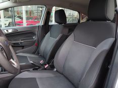 Ford FIESTA 1.6 TI-VCT FLEX SE MANUAL 2019/2019 VINTAGE VEÍCULOS CAXIAS DO SUL / Carros no Vale