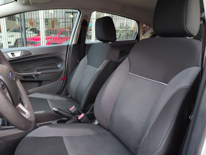Ford FIESTA 1.6 TI-VCT FLEX SE MANUAL 2019/2019 VINTAGE VEÍCULOS CAXIAS DO SUL / Carros no Vale