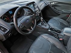 Ford FOCUS 2.0 TITANIUM PLUS FASTBACK 16V FLEX 4P POWERSHIFT 2016/2017 VINTAGE VEÍCULOS CAXIAS DO SUL / Carros no Vale