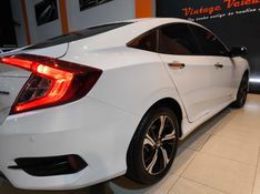 Honda CIVIC 1.5 16V TURBO GASOLINA TOURING 4P CVT 2018/2018 VINTAGE VEÍCULOS CAXIAS DO SUL / Carros no Vale