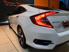 Honda CIVIC 1.5 16V TURBO GASOLINA TOURING 4P CVT 2018/2018 VINTAGE VEÍCULOS CAXIAS DO SUL / Carros no Vale