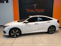Honda CIVIC 1.5 16V TURBO GASOLINA TOURING 4P CVT 2018/2018 VINTAGE VEÍCULOS CAXIAS DO SUL / Carros no Vale