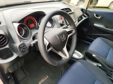 Honda FIT 1.4 LX 16V FLEX 4P AUTOMÁTICO 2014/2014 VINTAGE VEÍCULOS CAXIAS DO SUL / Carros no Vale