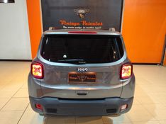 JEEP RENEGADE 1.8 16V FLEX 4P AUTOMÁTICO 2020/2021 VINTAGE VEÍCULOS CAXIAS DO SUL / Carros no Vale