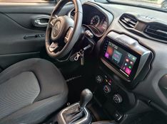 JEEP RENEGADE 1.8 16V FLEX 4P AUTOMÁTICO 2020/2021 VINTAGE VEÍCULOS CAXIAS DO SUL / Carros no Vale