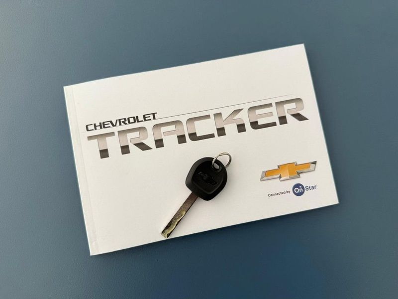 CHEVROLET TRACKER LTZ 1.0 TURBO AT6 2025 SÓ MOTOS E AUTOMÓVEIS SANTA CRUZ DO SUL / Carros no Vale