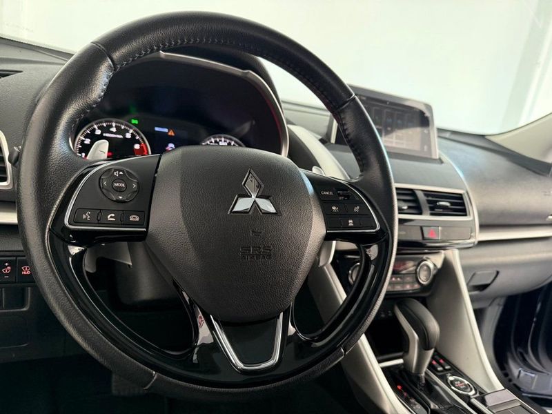 Mitsubishi ECLIPSE CROSS HPE-S 1.5 TURBO 4X4 CVT 2022 SÓ MOTOS E AUTOMÓVEIS SANTA CRUZ DO SUL / Carros no Vale