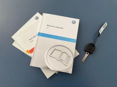 VOLKSWAGEN UP! MOVE 1.0 TSI 2016 SÓ MOTOS E AUTOMÓVEIS SANTA CRUZ DO SUL / Carros no Vale
