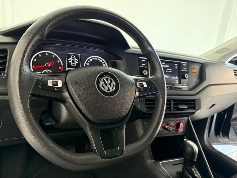 VOLKSWAGEN VIRTUS MSI 1.6 2022 SÓ MOTOS E AUTOMÓVEIS SANTA CRUZ DO SUL / Carros no Vale