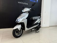 Conduzza Monaco 2025/2025 COVEL VEICULOS ENCANTADO / Carros no Vale