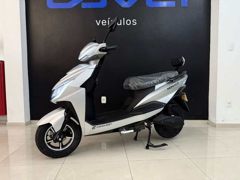 Conduzza Monaco 2025/2025 COVEL VEICULOS ENCANTADO / Carros no Vale