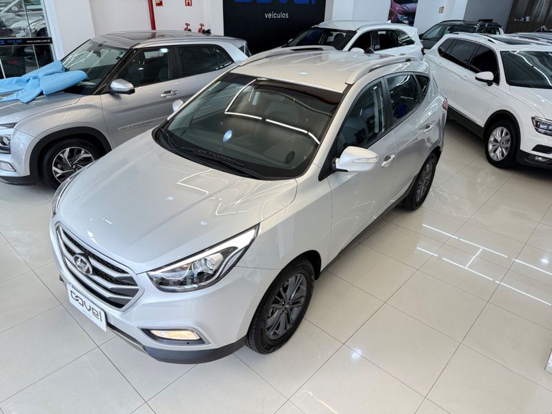 Hyundai Ix35 Gl 2.0 16v 2wd 2017/2018 COVEL VEICULOS ENCANTADO / Carros no Vale