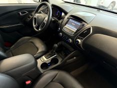 Hyundai Ix35 Gl 2.0 16v 2wd 2017/2018 COVEL VEICULOS ENCANTADO / Carros no Vale