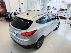 Hyundai Ix35 Gl 2.0 16v 2wd 2017/2018 COVEL VEICULOS ENCANTADO / Carros no Vale