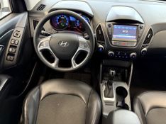 Hyundai Ix35 Gl 2.0 16v 2wd 2017/2018 COVEL VEICULOS ENCANTADO / Carros no Vale