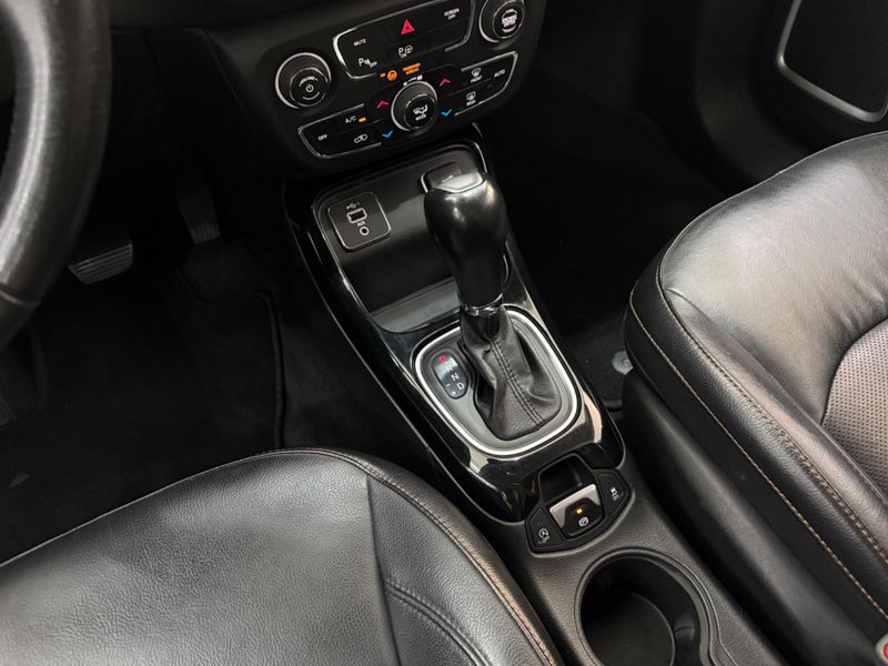 Jeep Compass Limited 2.0 4×2 16v 2019/2020 COVEL VEICULOS ENCANTADO / Carros no Vale