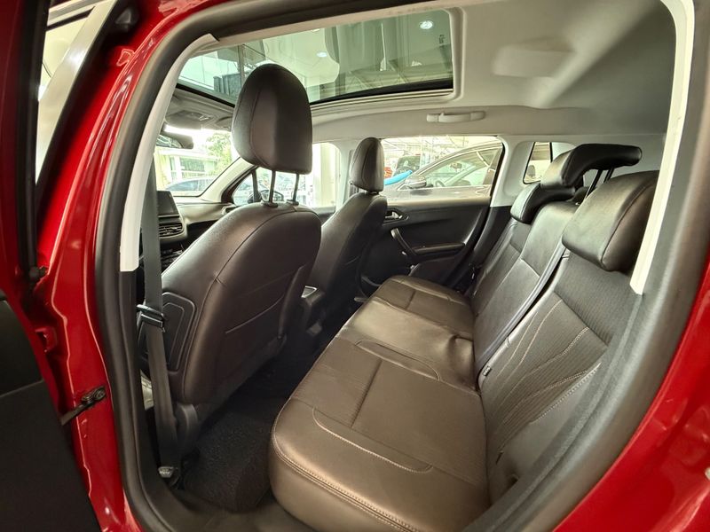 Peugeot 2008 Griffe 1.6 16v 2019/2020 COVEL VEICULOS ENCANTADO / Carros no Vale